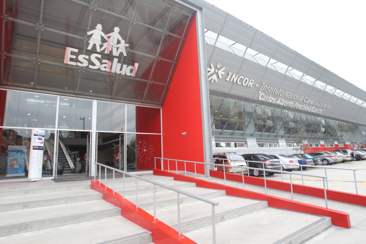 Archivo: EsSalud