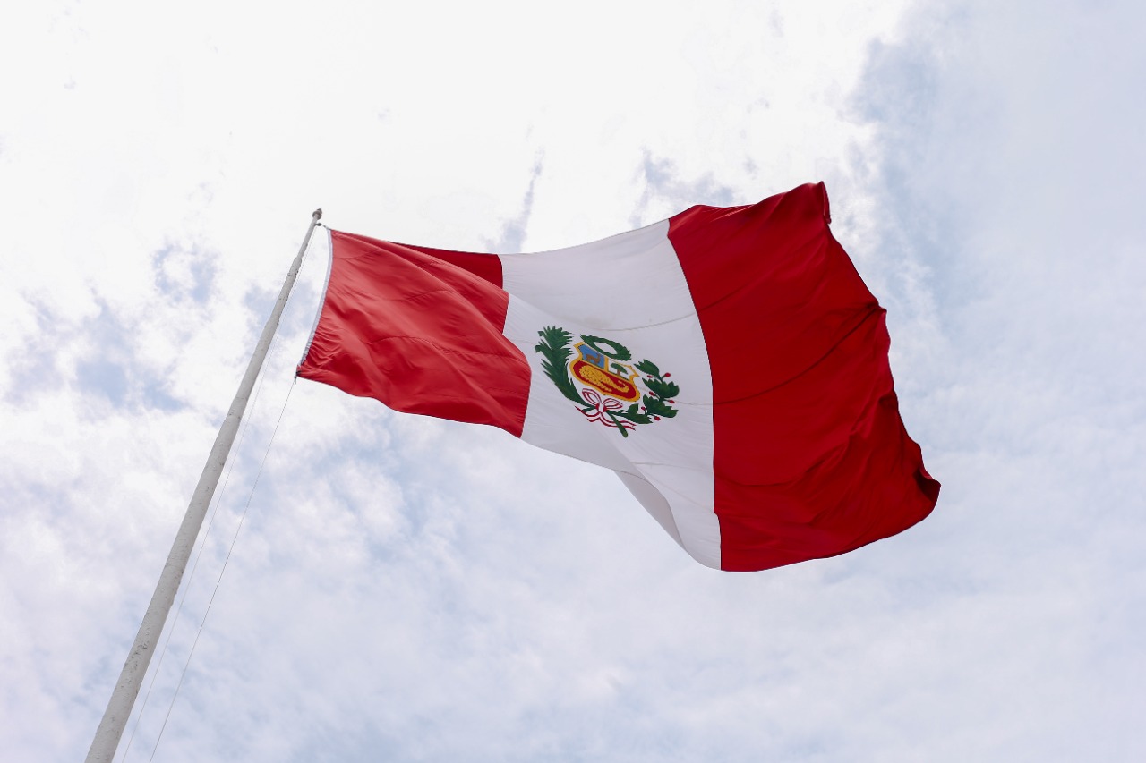 Archivo: El heraldo del Perú
