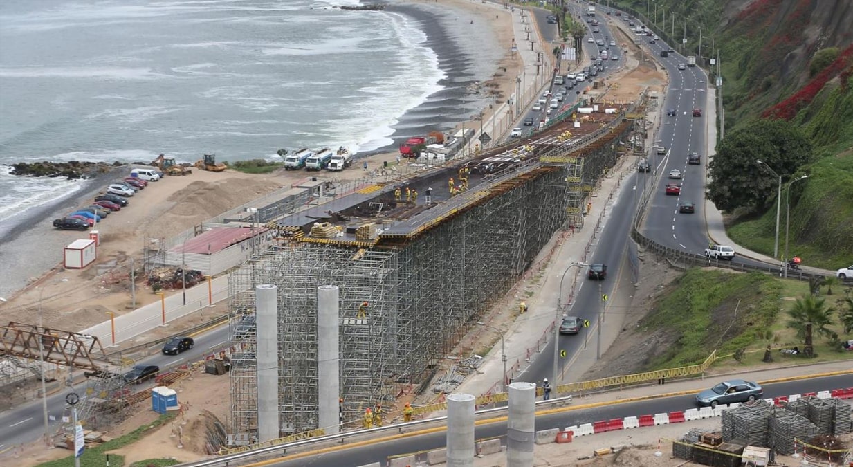 Archivo: Perú Construye