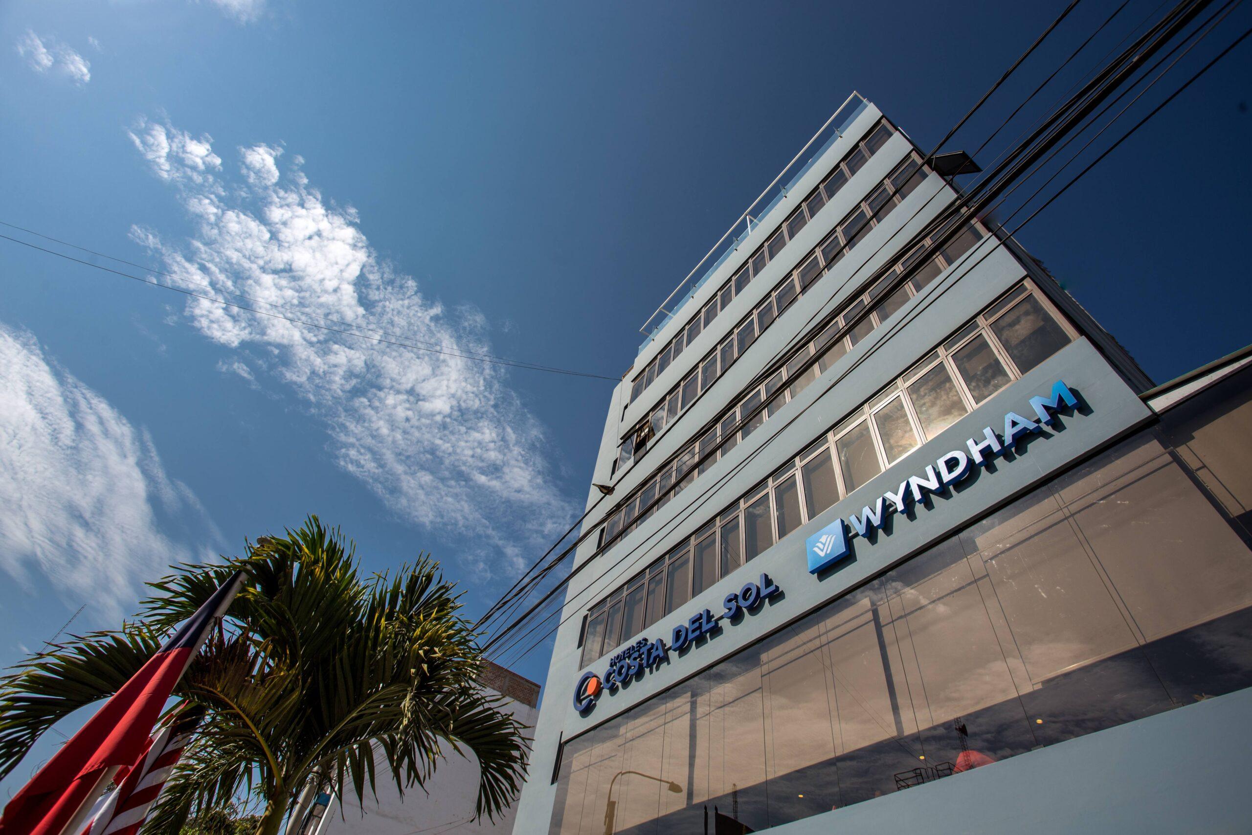 ahorro hoteles scaled