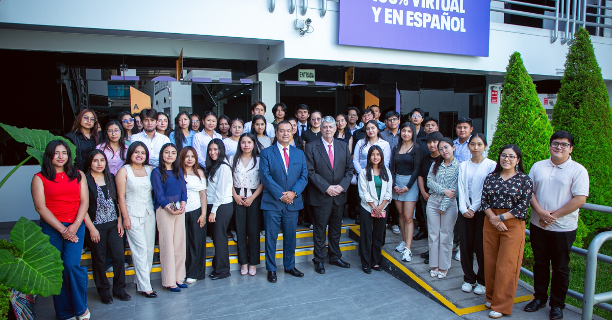 fundador universidad