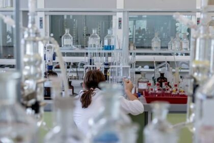 u mujeres cientificas