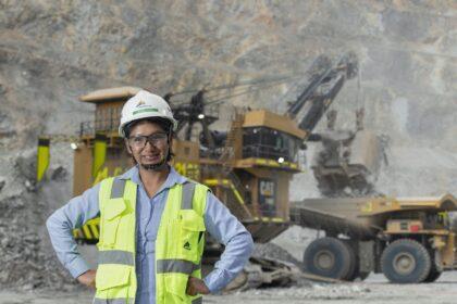 u mujeres espinar scaled